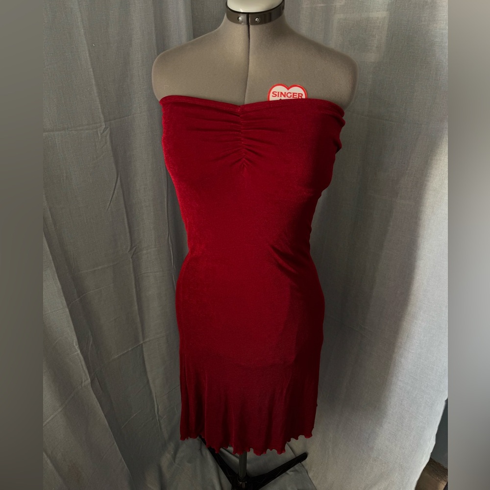 Cider Strapless Scarlet Dress